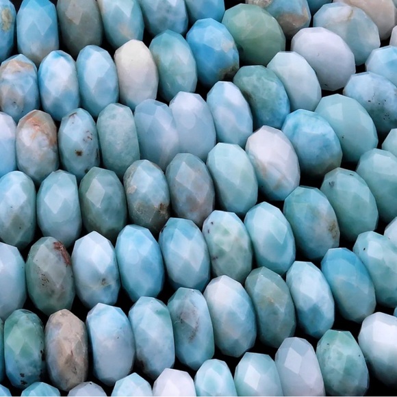 B52. 8-9mm Faceted Larimar Rondelle & 5-6mm Ruby W/ Abalone Heart Shell Bracelet - Picture 7 of 7